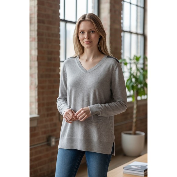 The Limited Sweaters - The Limited Lightweight Sweater Sz M   Gray